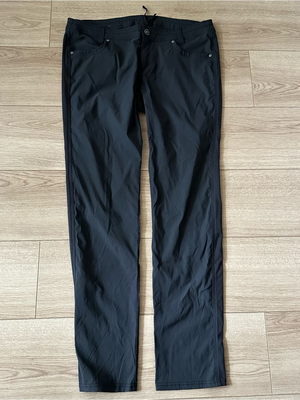 KUHL Pants Women 14 Gray Softshell Hiking Zip Pockets Stretch Performance Active